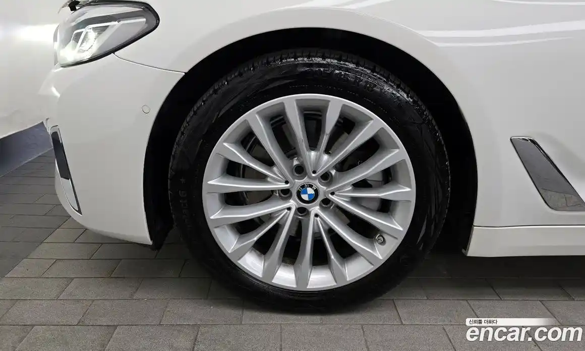 BMW 5-Series 2023 2.0 Автомат в Москве № 157900, фото 13