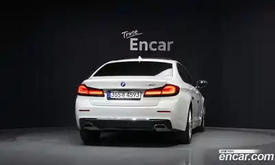 BMW 5-Series 2023 2.0 Автомат в Москве № 157900, миниатюра 2