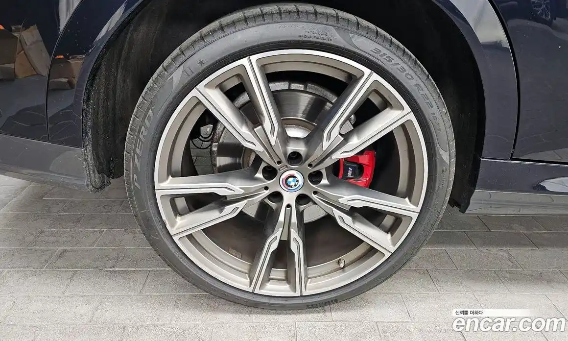 BMW X6 2022 4.4 Автомат в Москве № 159289, фото 2