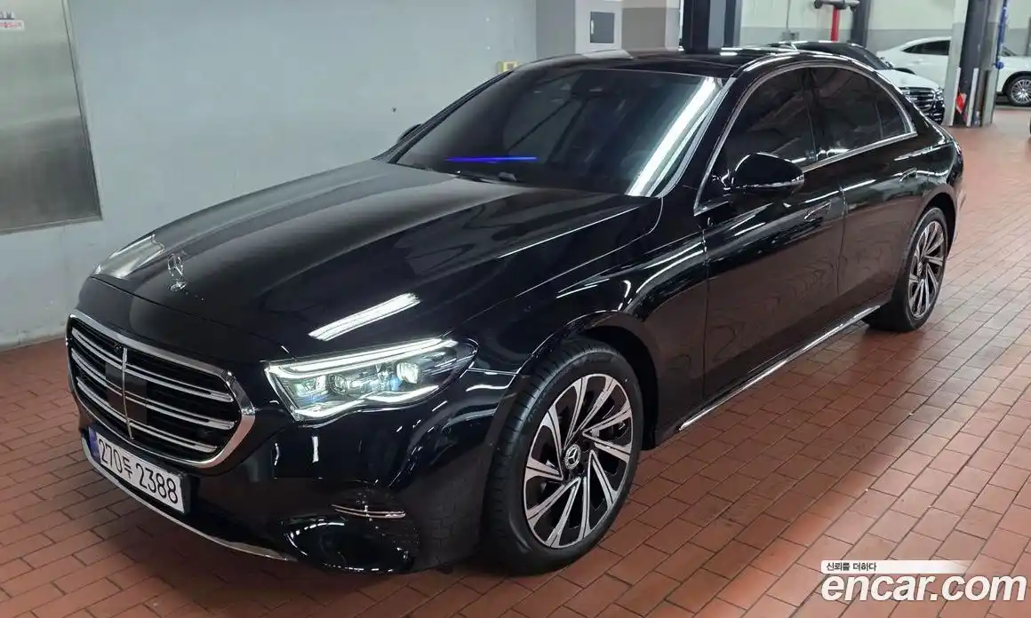 Mercedes-Benz E-Class 2026 2.0 Автомат в Москве № 160002, фото 2