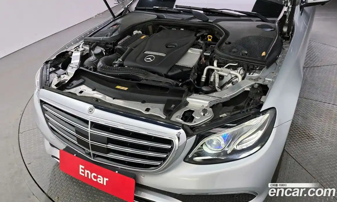 Mercedes-Benz E-Class 2020 2.0 Автомат в Москве № 160743, фото 4