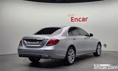 Mercedes-Benz E-Class 2020 2.0 Автомат в Москве № 160743, миниатюра 7