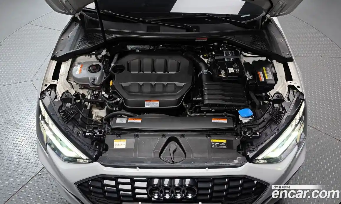 Audi A3 2023 2.0 Автомат в Москве № 162577, фото 9