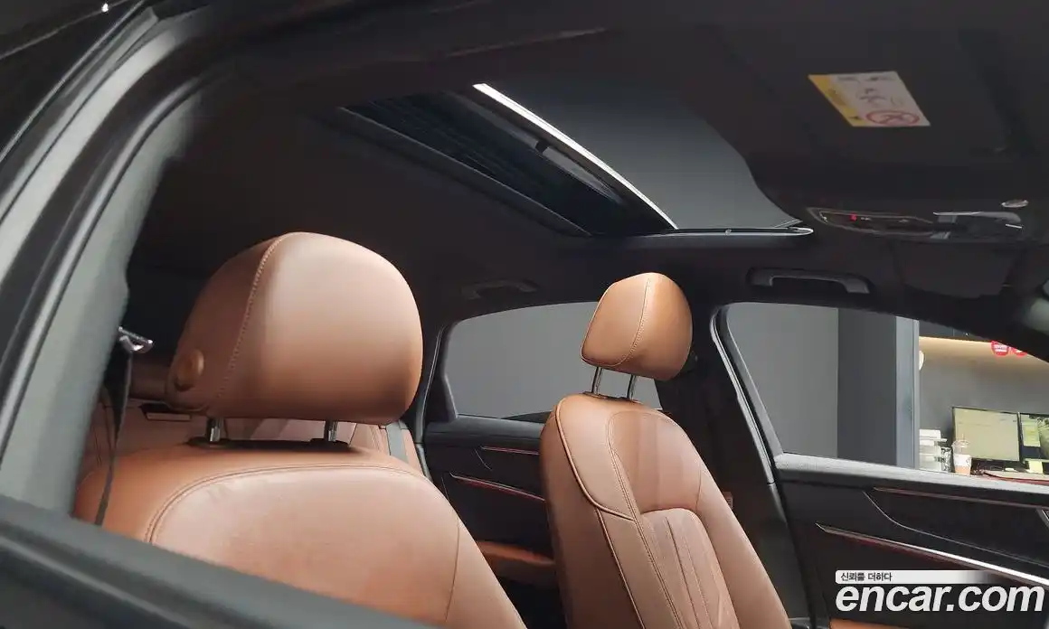 Audi A6 2023 2.0 Автомат в Москве № 162749, фото 18