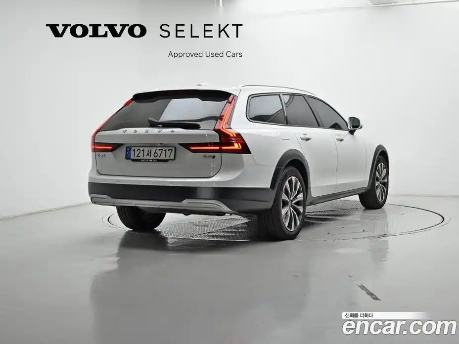 Volvo V90 2024 2.0 Автомат в Москве № 164177, фото 2