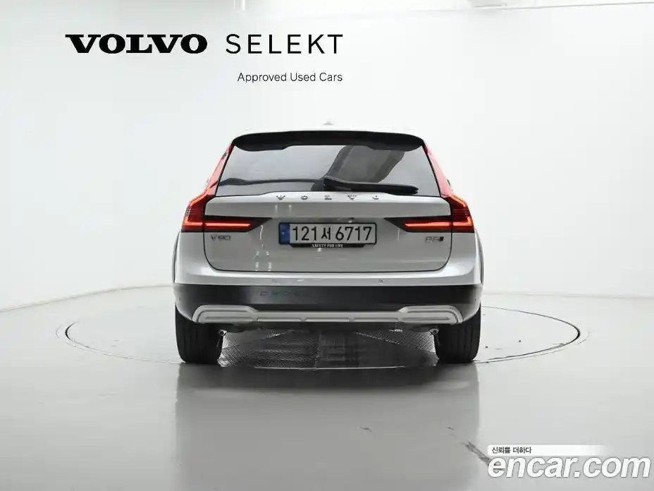 Volvo V90 2024 2.0 Автомат в Москве № 164177, фото 4