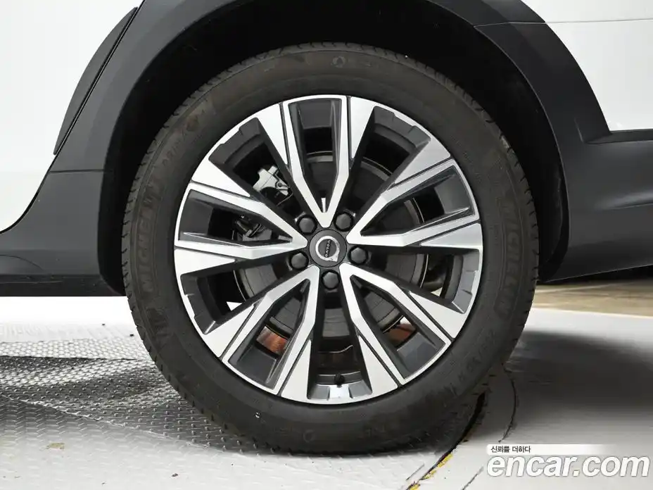 Volvo V90 2024 2.0 Автомат в Москве № 164177, фото 5