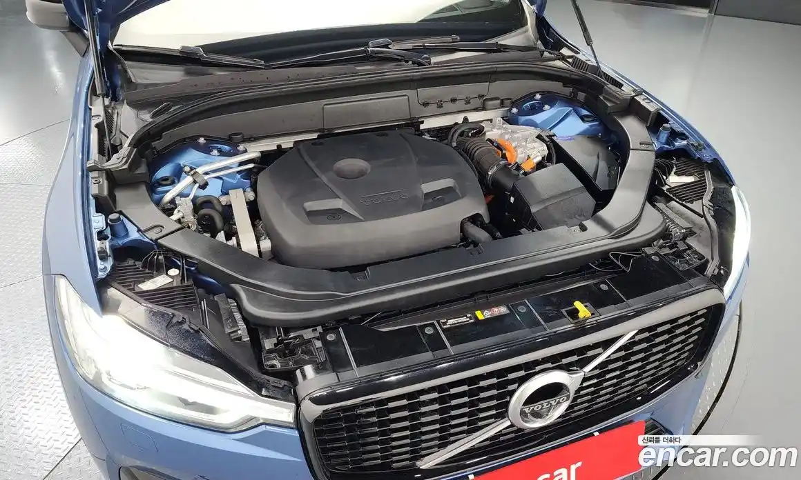 Volvo XC60 2021 2.0 Автомат в Москве № 164624, фото 9