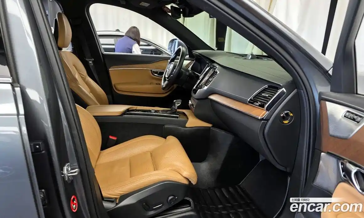 Volvo XC90 2018 2.0 Автомат в Москве № 164669, фото 14