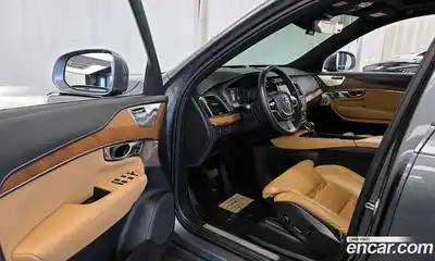 Volvo XC90 2018 2.0 Автомат в Москве № 164669, миниатюра 2