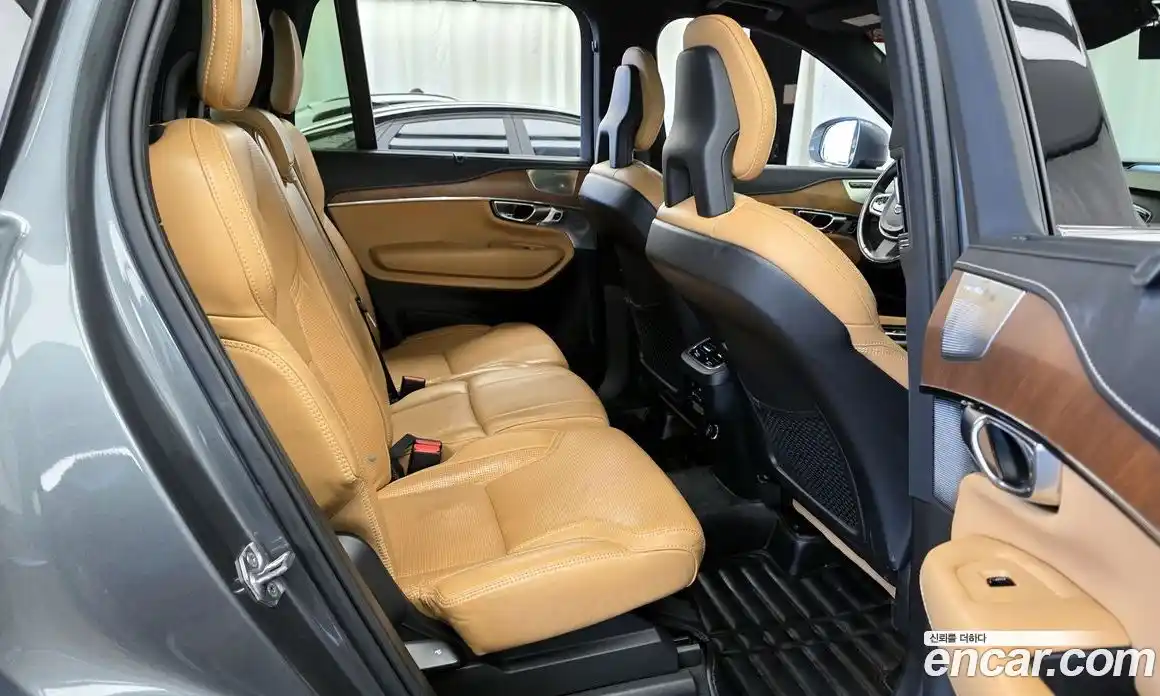 Volvo XC90 2018 2.0 Автомат в Москве № 164669, фото 3