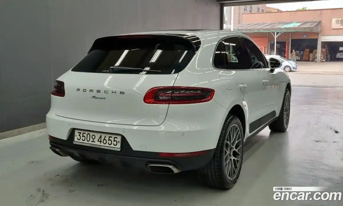 Porsche Macan 2018 2.0 Автомат в Москве № 165126, фото 14
