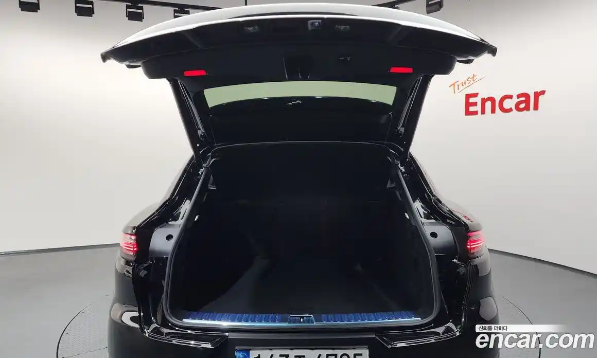 Porsche Cayenne 2023 3.0 Автомат в Москве № 165513, фото 7