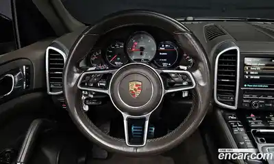 Porsche Cayenne 2015 4.1 Автомат в Москве № 165695, миниатюра 10