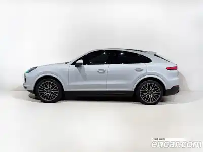 Porsche Cayenne, 2021