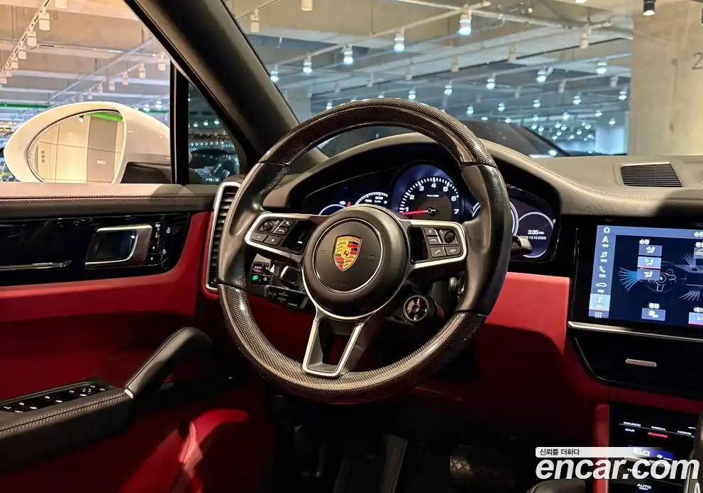 Porsche Cayenne 2021 3.0 Автомат в Москве № 165732, фото 11