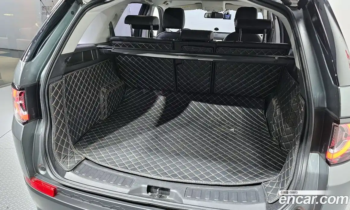 Land Rover Discovery Sport 2018 2.0 Автомат в Москве № 166200, фото 18