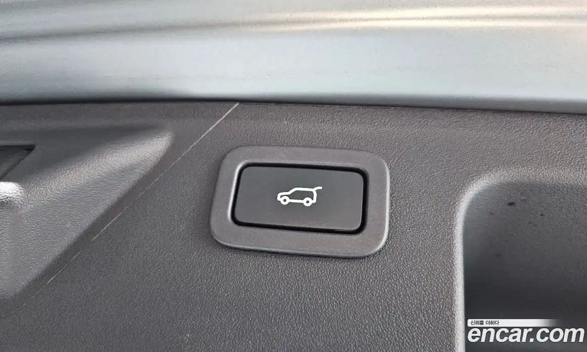 Land Rover Discovery Sport 2018 2.0 Автомат в Москве № 166200, фото 20