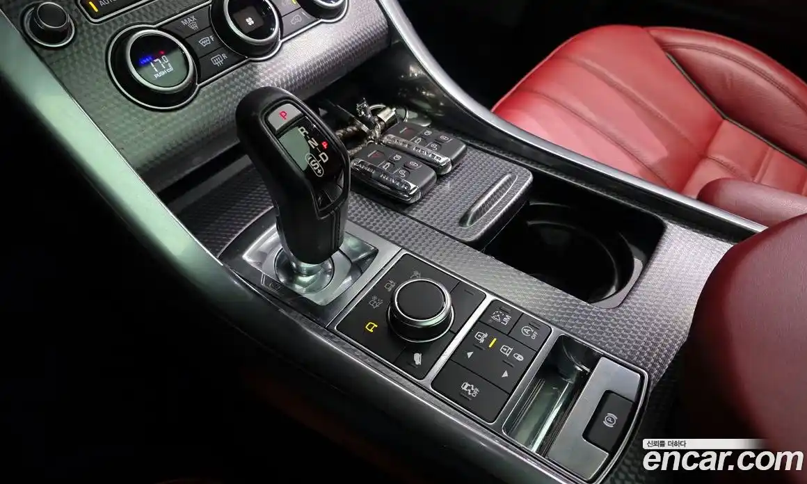 Land Rover Range-Rover Sport 2017 3.0 Автомат в Москве № 166431, фото 18