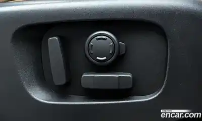 Land Rover Discovery 2017 3.0 Автомат в Москве № 166831, миниатюра 10