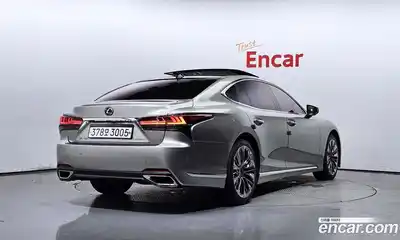 Lexus LS 2021 3.4 Автомат в Москве № 168136, миниатюра 2