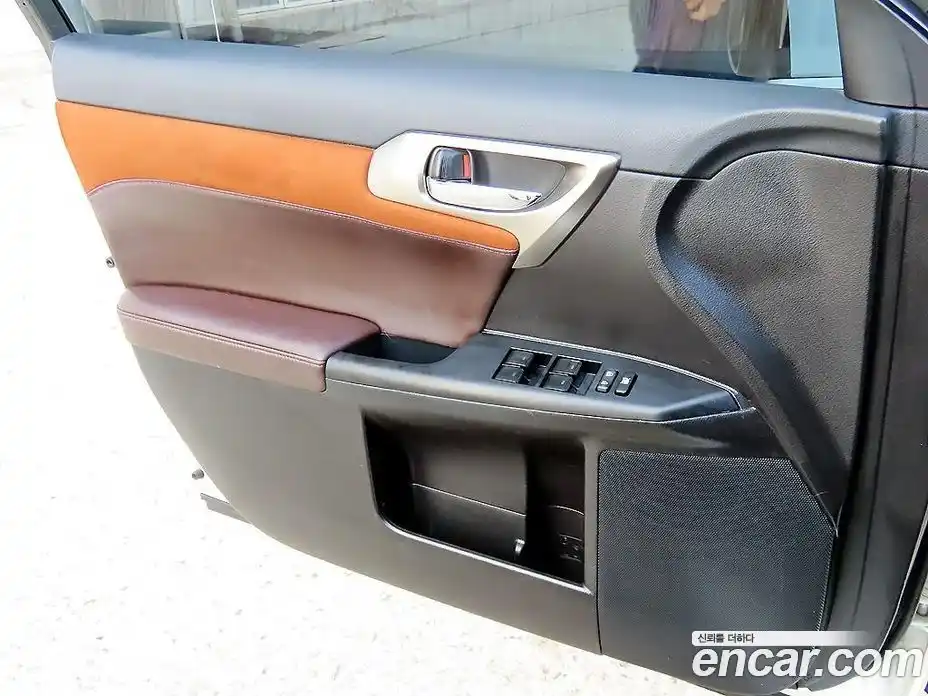 Lexus CT200h 2018 1.8 Автомат в Москве № 168287, фото 11