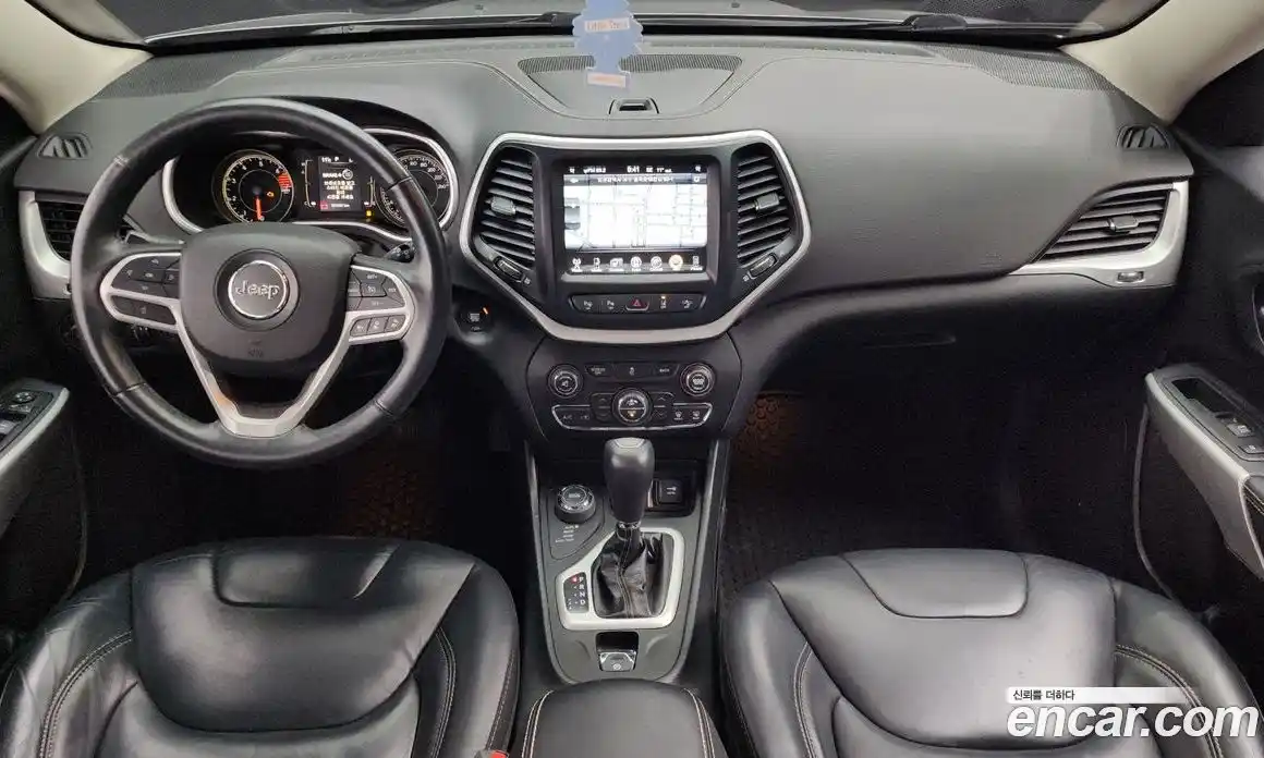 Jeep Cherokee 2017 2.4 Автомат в Москве № 169771, фото 3