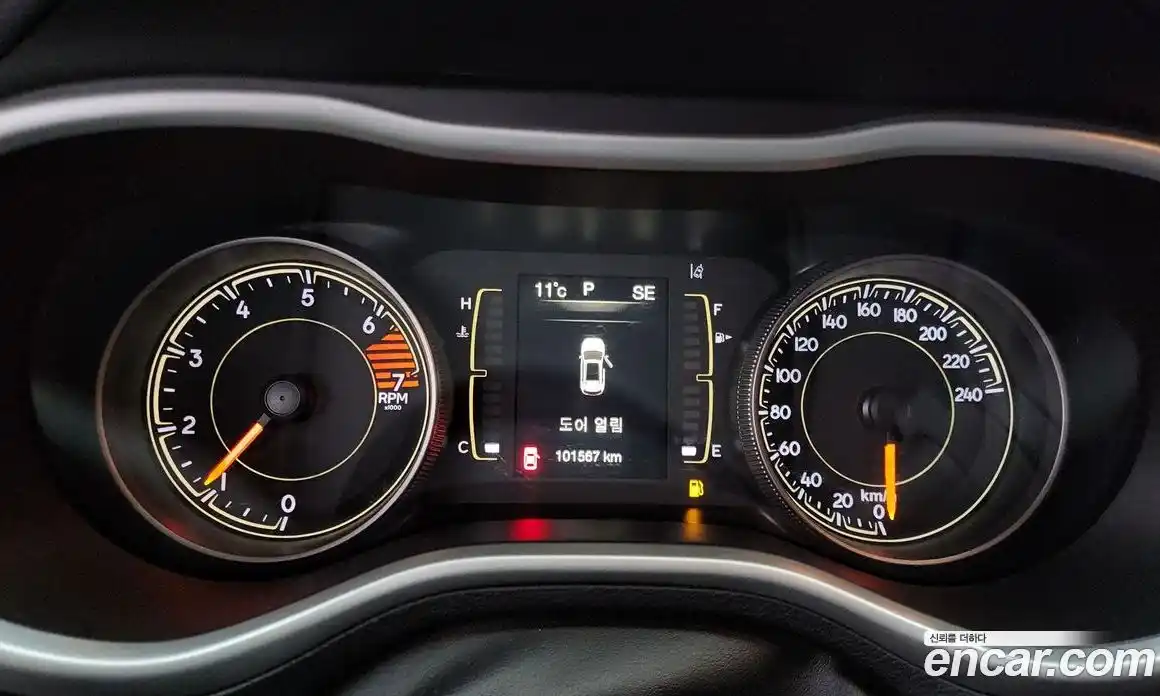 Jeep Cherokee 2017 2.4 Автомат в Москве № 169771, фото 7