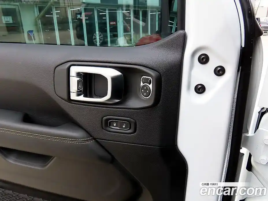 Jeep Wrangler 2025 2.0 Автомат в Москве № 169925, фото 11