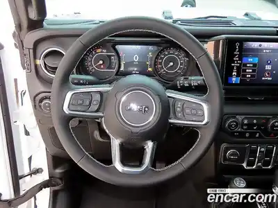 Jeep Wrangler 2025 2.0 Автомат в Москве № 169925, миниатюра 8