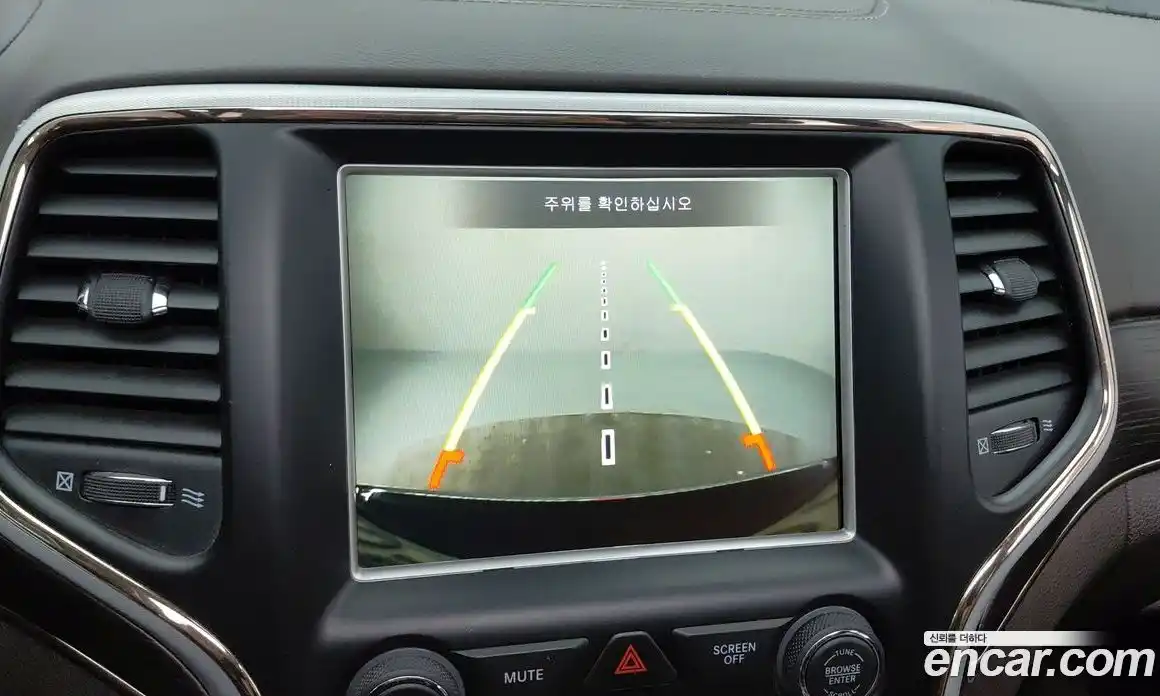 Jeep Cherokee 2018 3.0 Автомат в Москве № 170052, фото 15