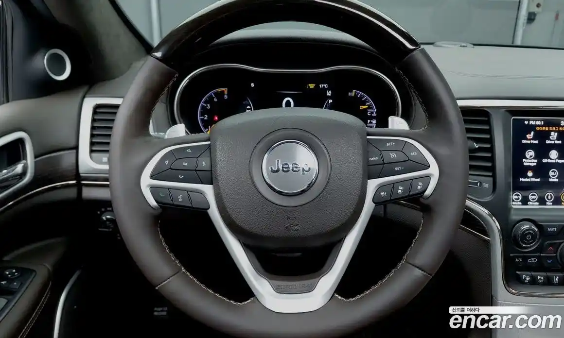 Jeep Cherokee 2018 3.0 Автомат в Москве № 170052, фото 17