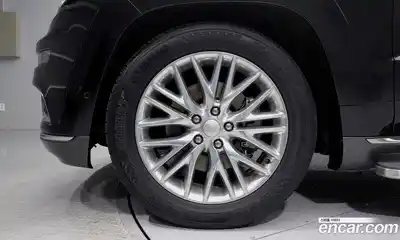 Jeep Cherokee 2018 3.0 Автомат в Москве № 170052, миниатюра 5