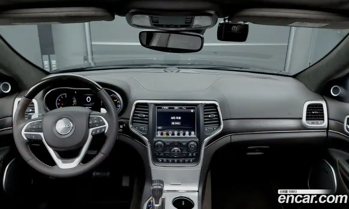 Jeep Cherokee 2018 3.0 Автомат в Москве № 170052, фото 7