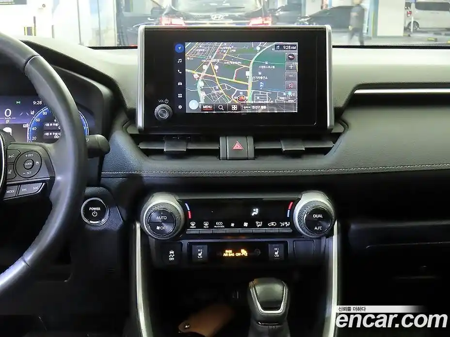 Toyota RAV4 2023 2.5 Вариатор в Москве № 170158, фото 11