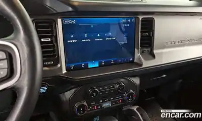 Ford Bronco 2022 2.7 Автомат в Москве № 170739, миниатюра 2