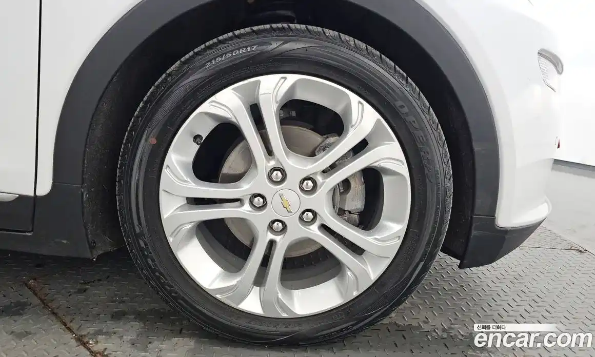 Chevrolet Bolt EV 2020 0.2 Автомат в Москве № 173459, фото 18