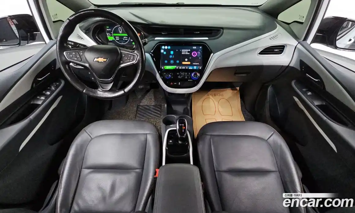 Chevrolet Bolt EV 2020 0.2 Автомат в Москве № 173459, фото 4
