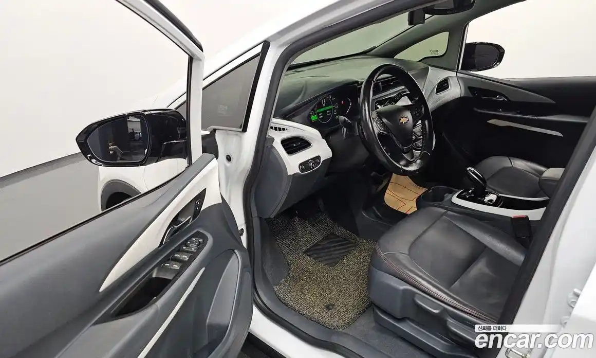 Chevrolet Bolt EV 2020 0.2 Автомат в Москве № 173459, фото 9