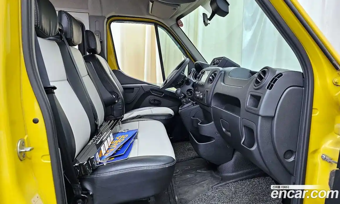 Renault Master 2020 2.3 Механическая в Москве № 176467, фото 11