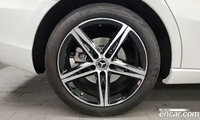 Mercedes-Benz A-Class 2020 2.0 Автомат в Москве № 176818, миниатюра 4