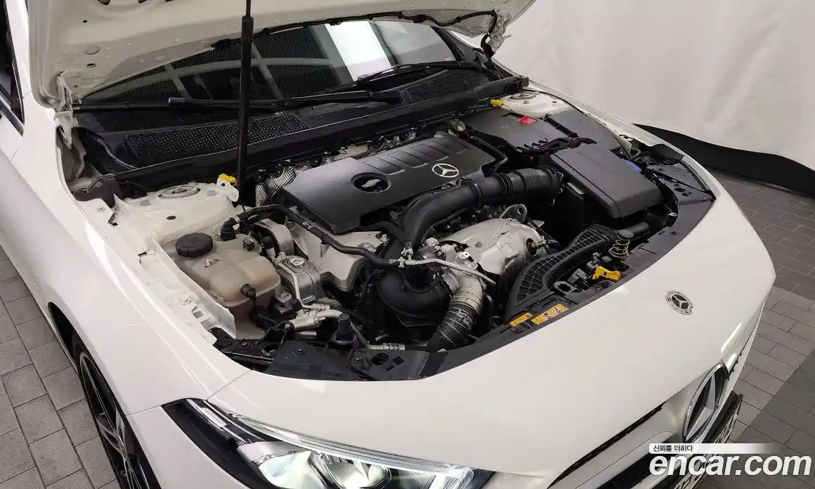 Mercedes-Benz A-Class 2020 2.0 Автомат в Москве № 176818, фото 6