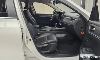 Renault XM3 2023 1.6 Автомат в Москве № 182359, миниатюра 3