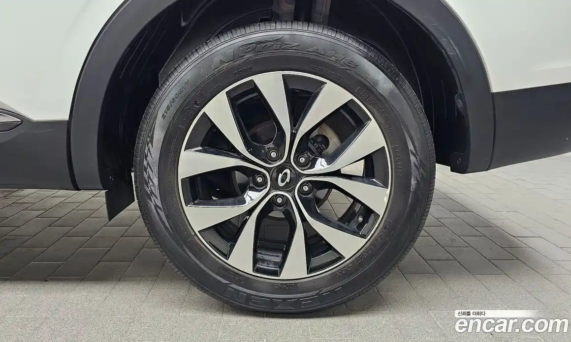 Renault XM3 2023 1.6 Автомат в Москве № 182359, фото 4