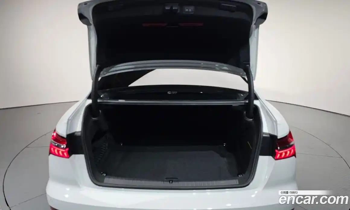 Audi A6 2023 2.0 Автомат в Москве № 187869, фото 15