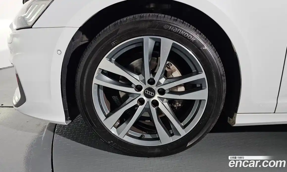 Audi A6 2023 2.0 Автомат в Москве № 187869, фото 10