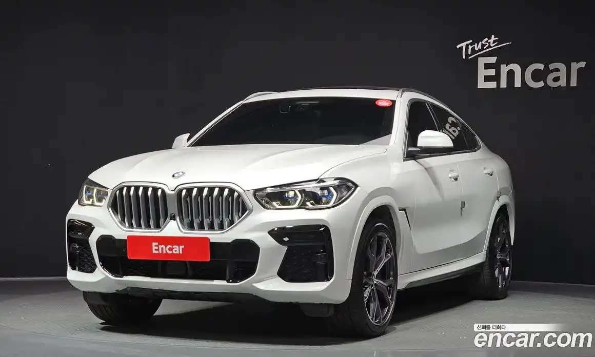 BMW X6 2022 3.0 Автомат в Москве № 191921, фото 2