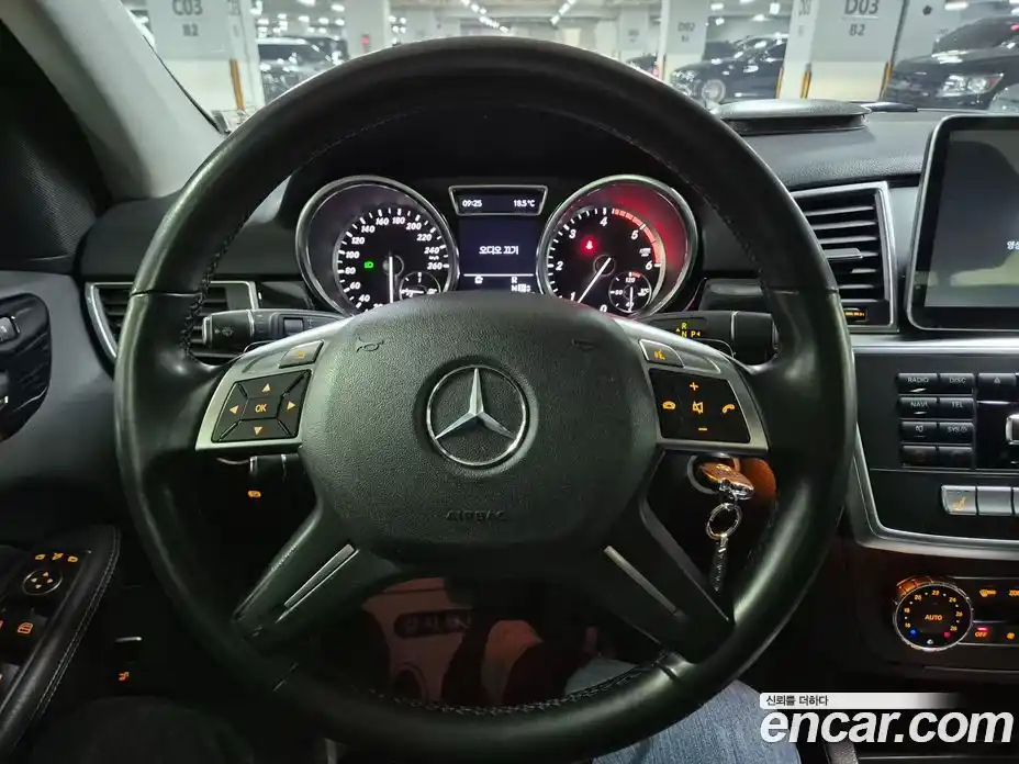 Mercedes-Benz M-Class 2012 2.1 Автомат в Москве № 194589, фото 15