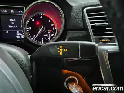 Mercedes-Benz M-Class 2012 2.1 Автомат в Москве № 194589, миниатюра 9