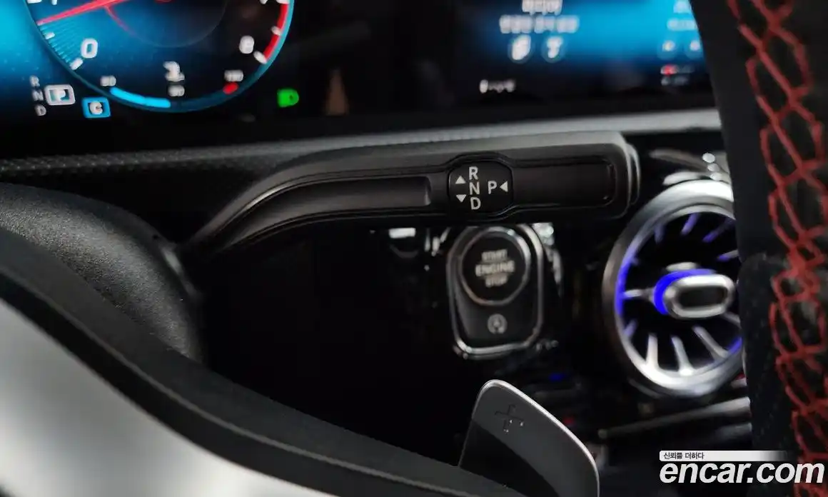 Mercedes-Benz A-Class 2021 2.0 Автомат в Москве № 195072, фото 4